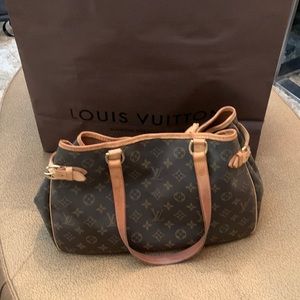 Louis Vuitton purse authentic